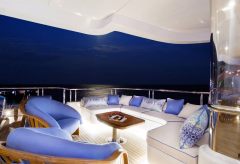 luxury_motor_yacht_seanna_bridge_deck